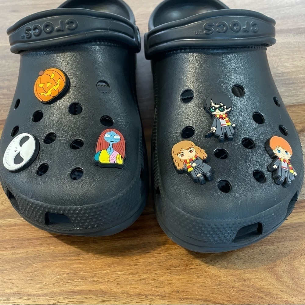 Crocs Classic Unisex Black Charms Harry Potter and Nightmare Before Christmas‎